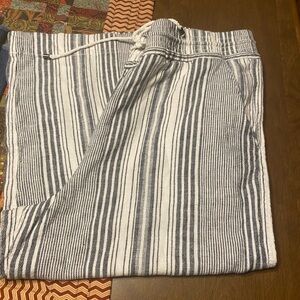 Time and Tru crop wide leg pants